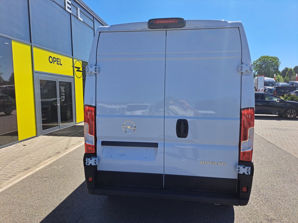 Opel Movano