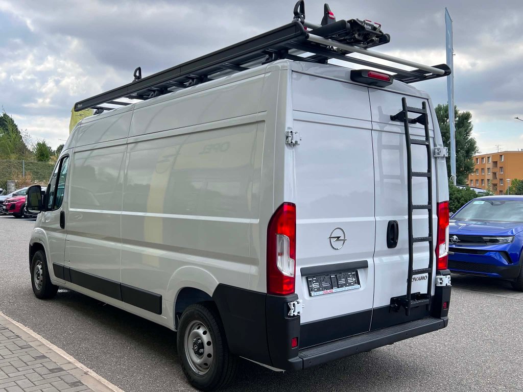 Opel Movano