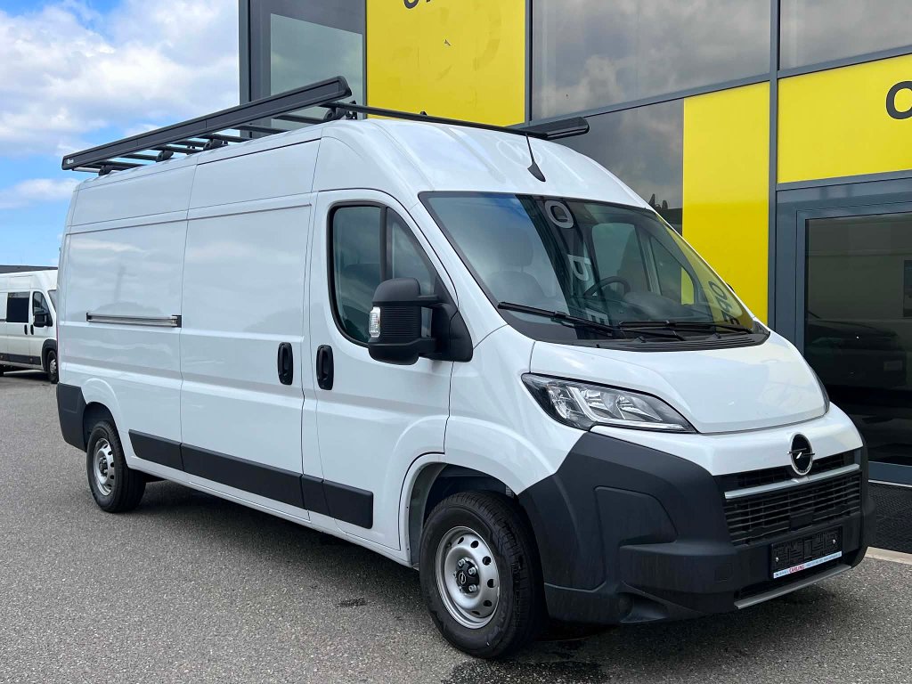 Opel Movano