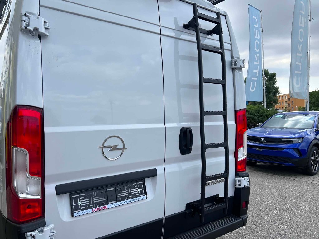 Opel Movano