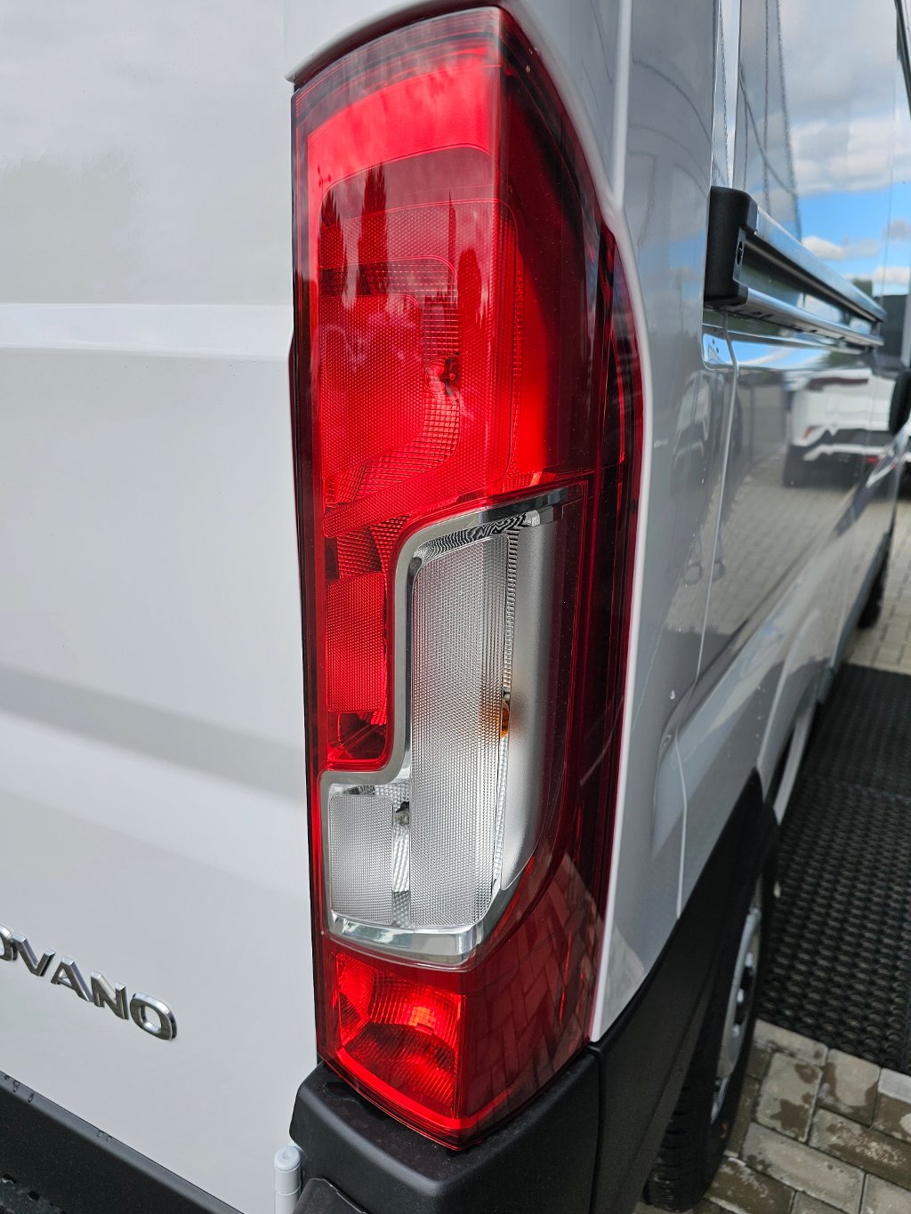 Opel Movano