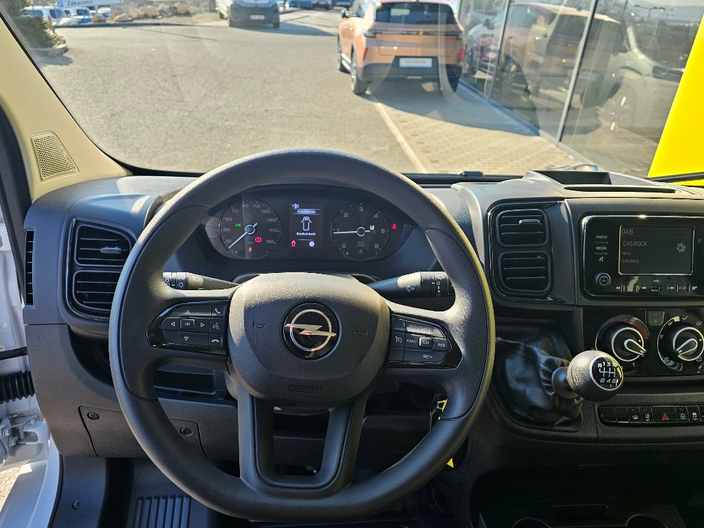 Opel Movano