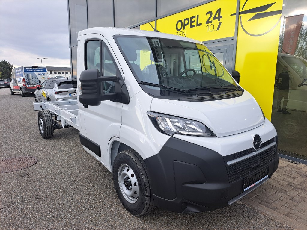 Opel Movano