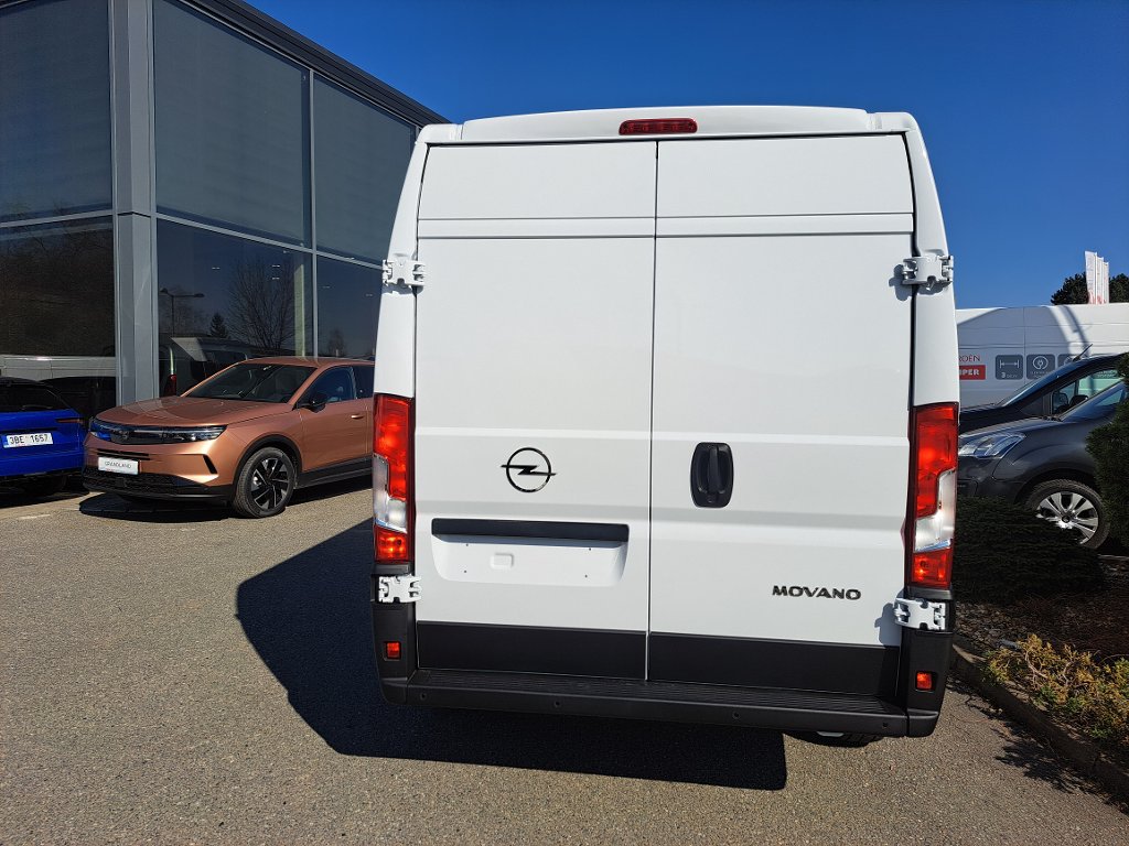 Opel Movano