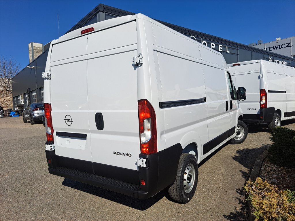 Opel Movano